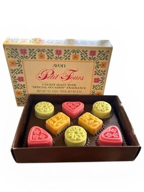 Avon Petit Fours Guest Soaps | Circa 1975